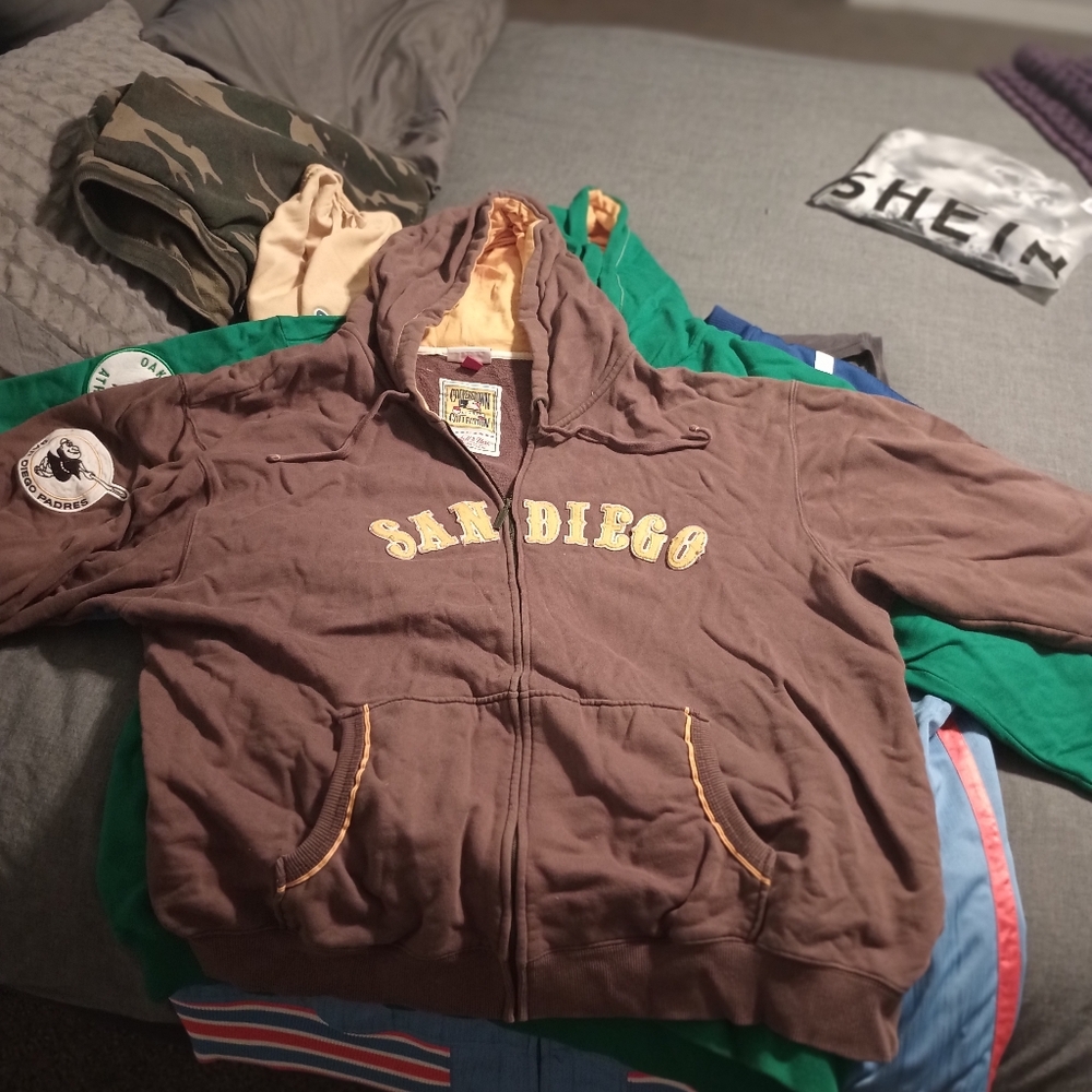 Mitchell and Ness zip up San Diego Padres hoodie